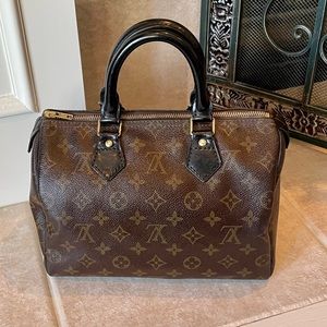 Louis Vuitton Speedy 25
